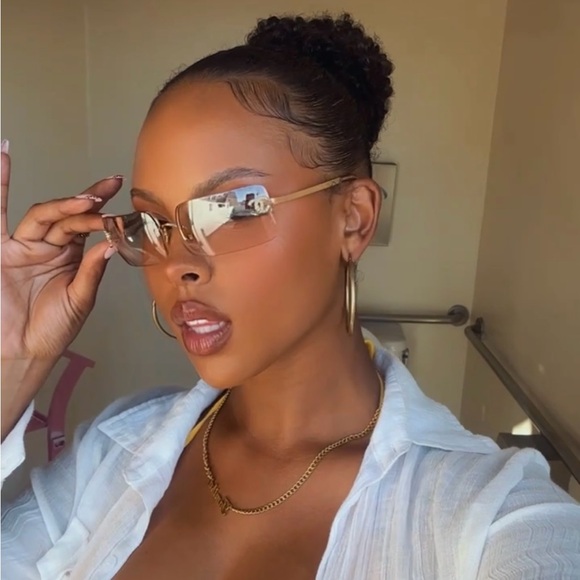 CHANEL 4104-B Gold Sunglasses - Picture 9 of 10